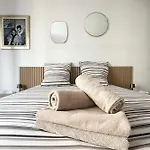 D'stuba Charm And Comfort In Appartamento *