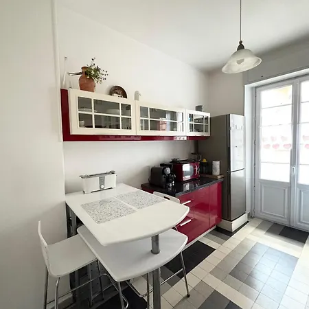 D'stuba Charm And Comfort In Apartamento